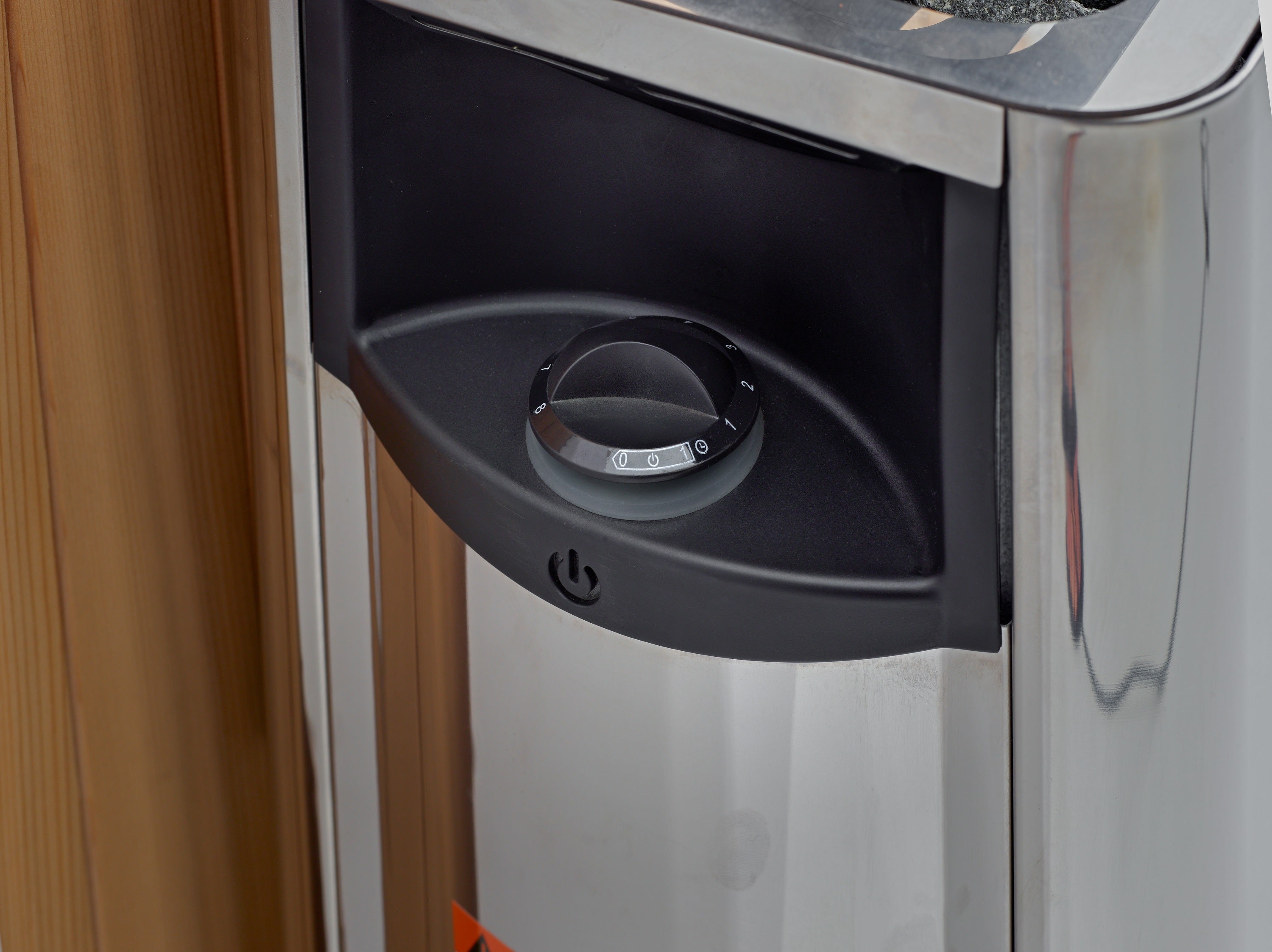 Golden Designs "Gargellen" 5-Person Hybrid (PureTech™ Full Spectrum IR or Traditional Stove) Outdoor Sauna (GDI-8125-01)