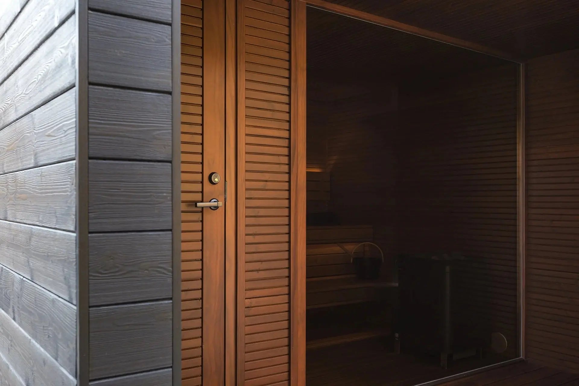 Luxury Outdoor Modular Sauna with Thermo-Aspen Interior, Nordic Spruce Exterior & Terrace