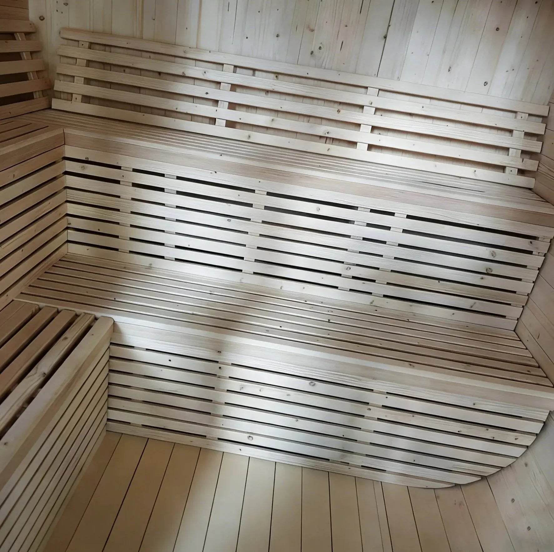 4-6 Person Outdoor Square Traditional White Pine Steam Sauna with Tempered Glass Panels & Weatherproof Roof