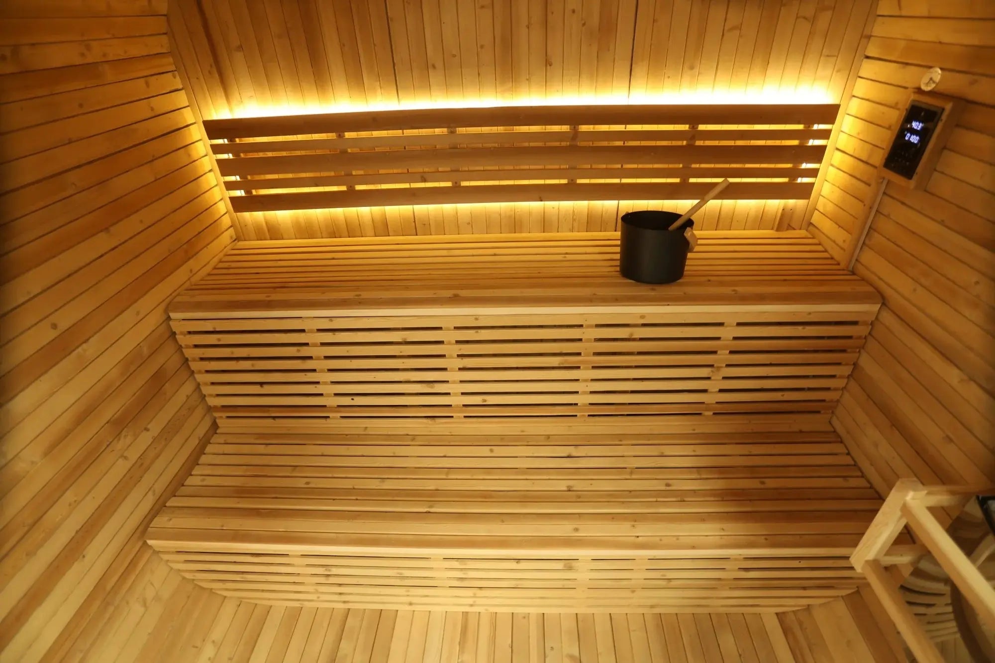 Outdoor Spruce Traditional Steam Sauna, Square Sauna Room with Tempered Glass Door, Home Spa Sauna Kit for Outdoor Wellness & Relaxation