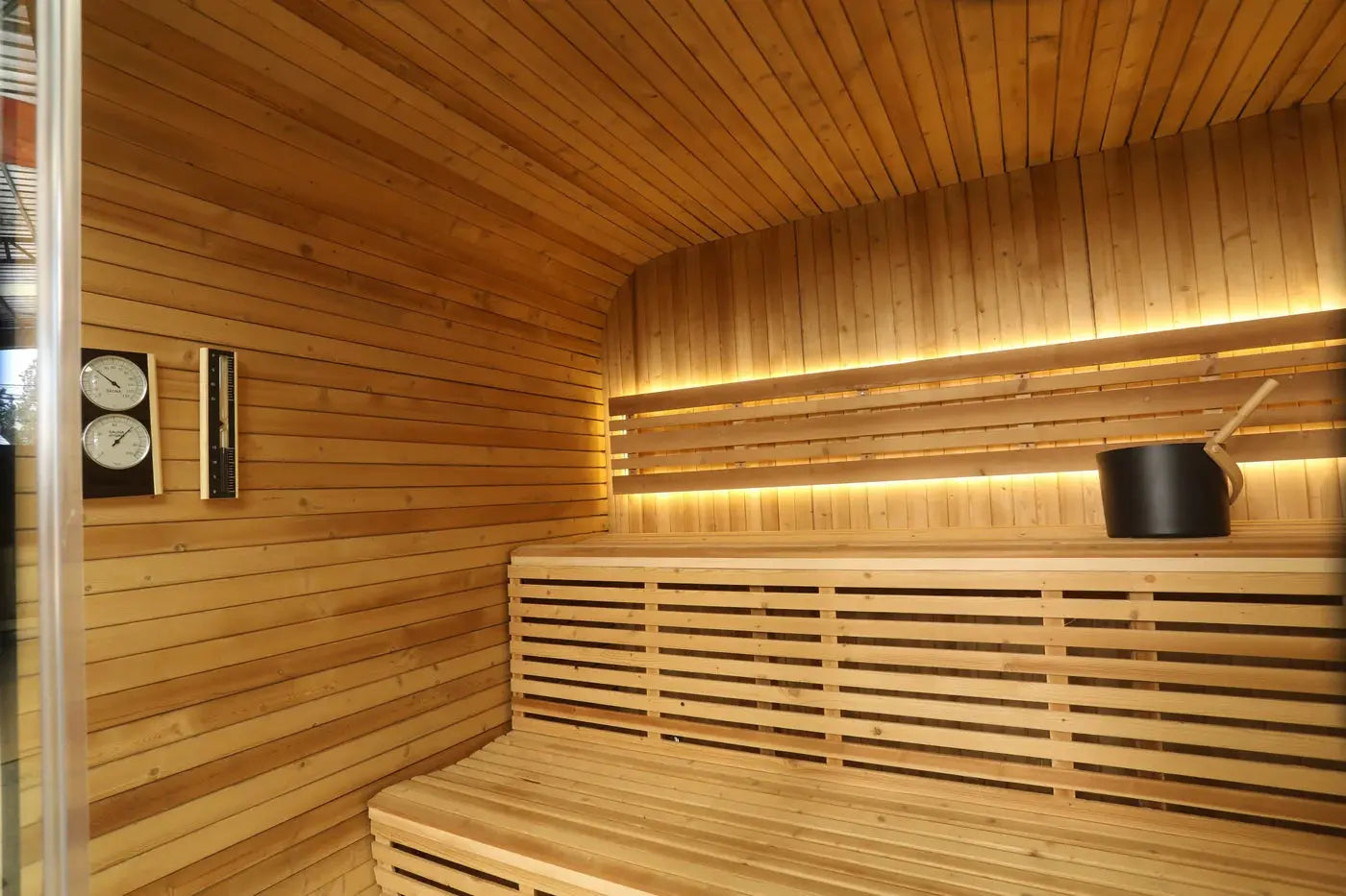 Outdoor Spruce Traditional Steam Sauna, Square Sauna Room with Tempered Glass Door, Home Spa Sauna Kit for Outdoor Wellness & Relaxation