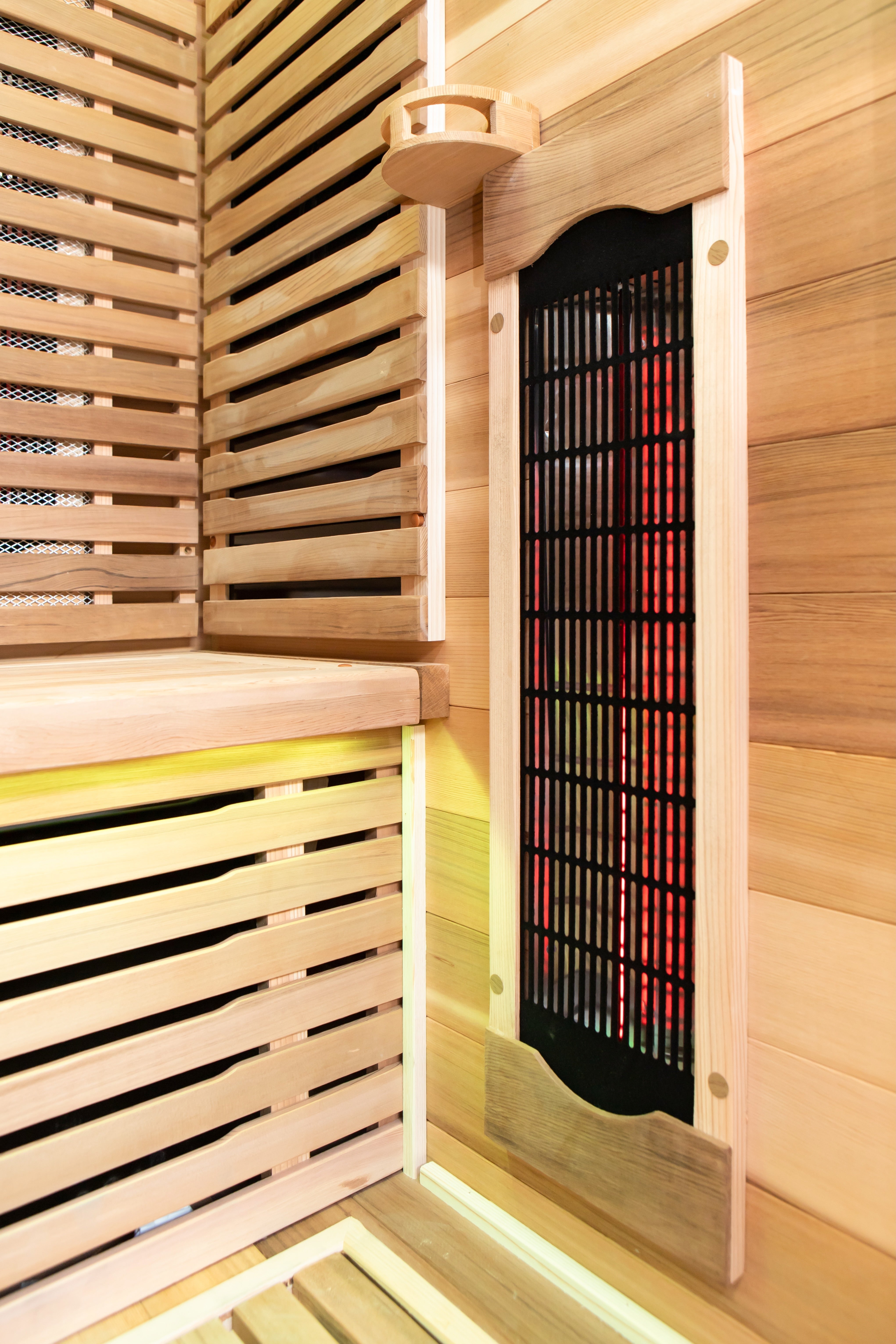 Peak Saunas Rainier 1-Person Full Spectrum Infrared Sauna with Built-In XL Medical-Grade Red Light Therapy & Smart WiFi App Control