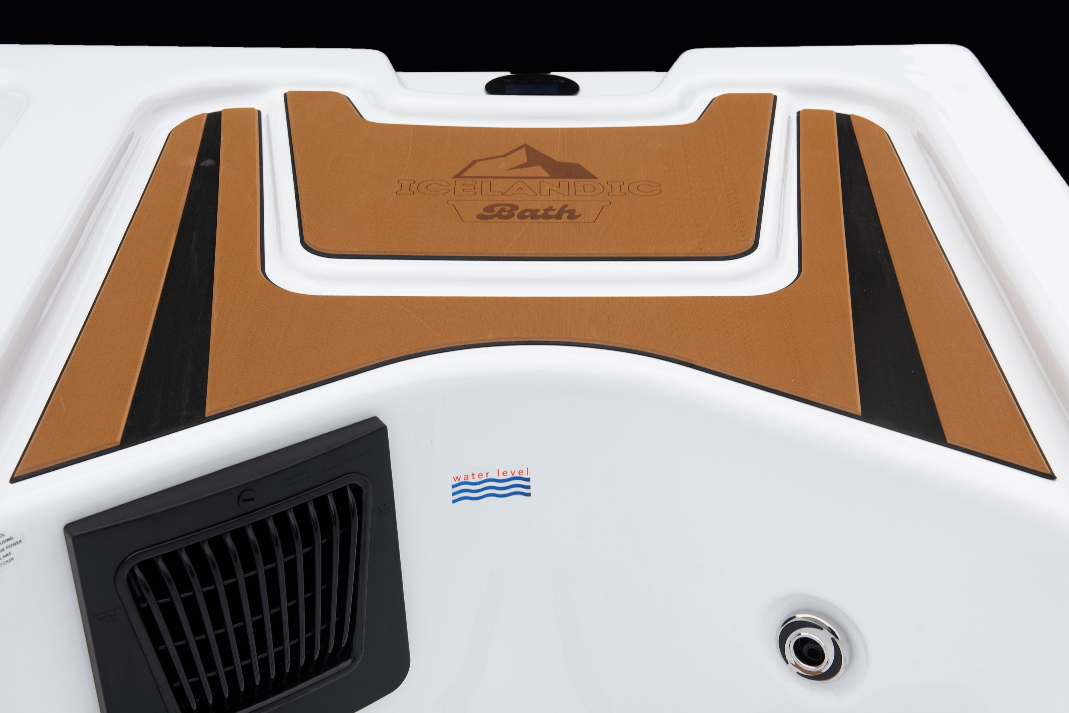 Icelandic Fire & Ice Sequoia Redwood Hot Tub