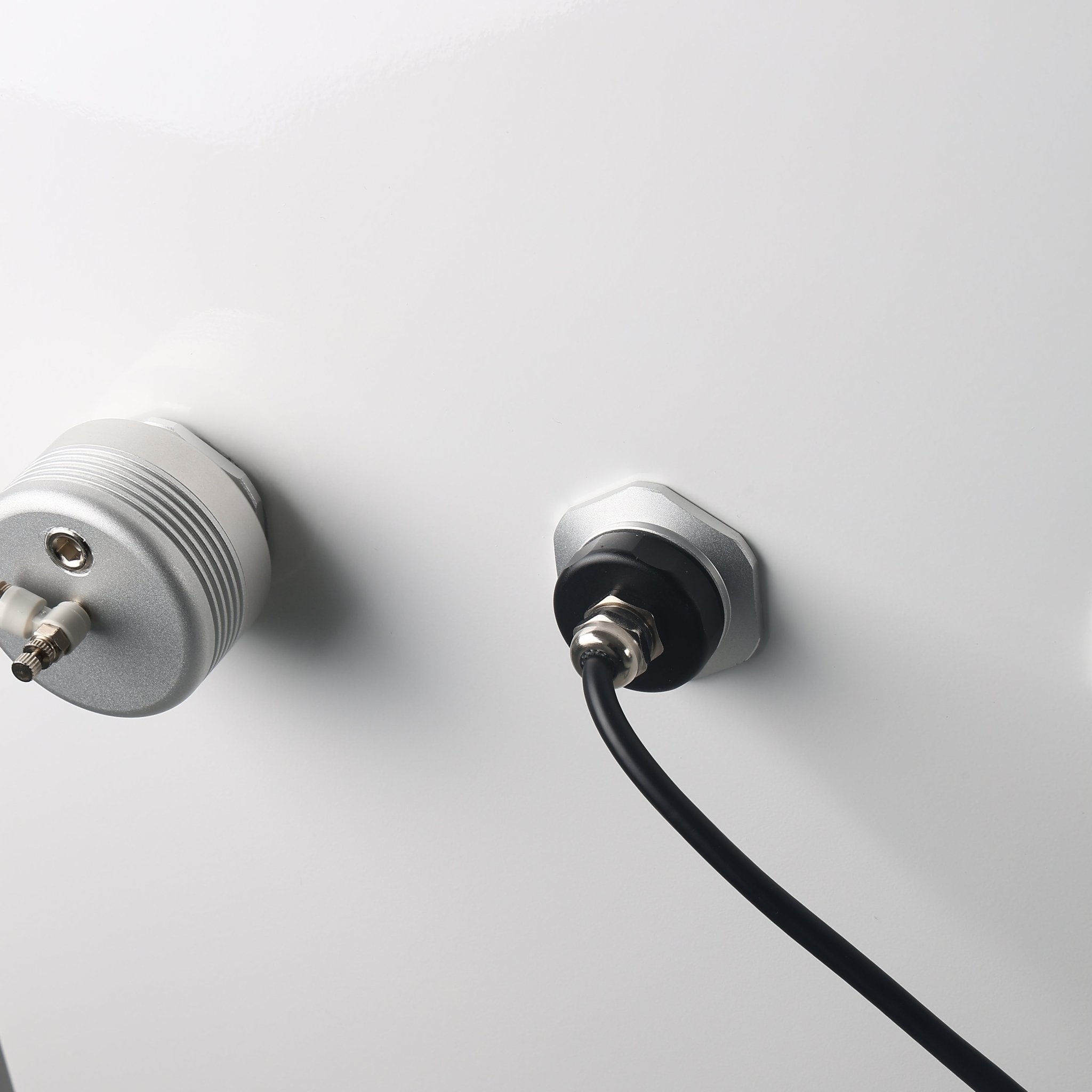 TimePod 2 | 2.0 ATA Triangular Hard-Shell Hyperbaric Chamber